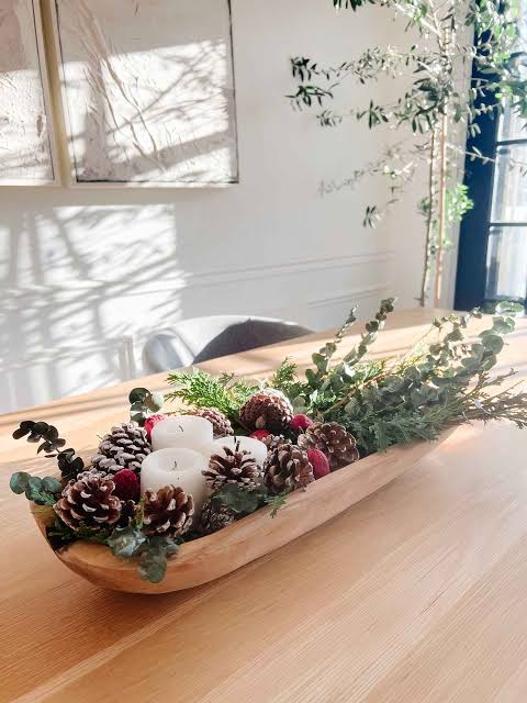 Simple Natural Christmas Centerpiece in Wooden Bowl — Simple Christmas Decor