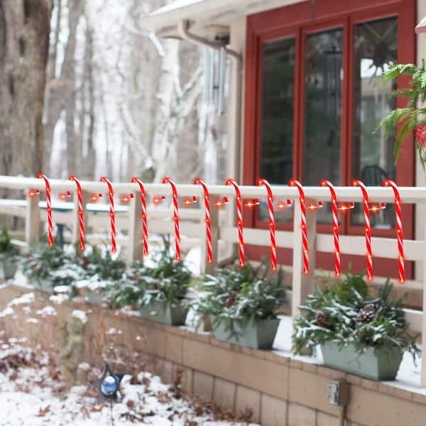 Candy Cane Lights and Greenery for a Traditional Balcony — Christmas Balcony Decor