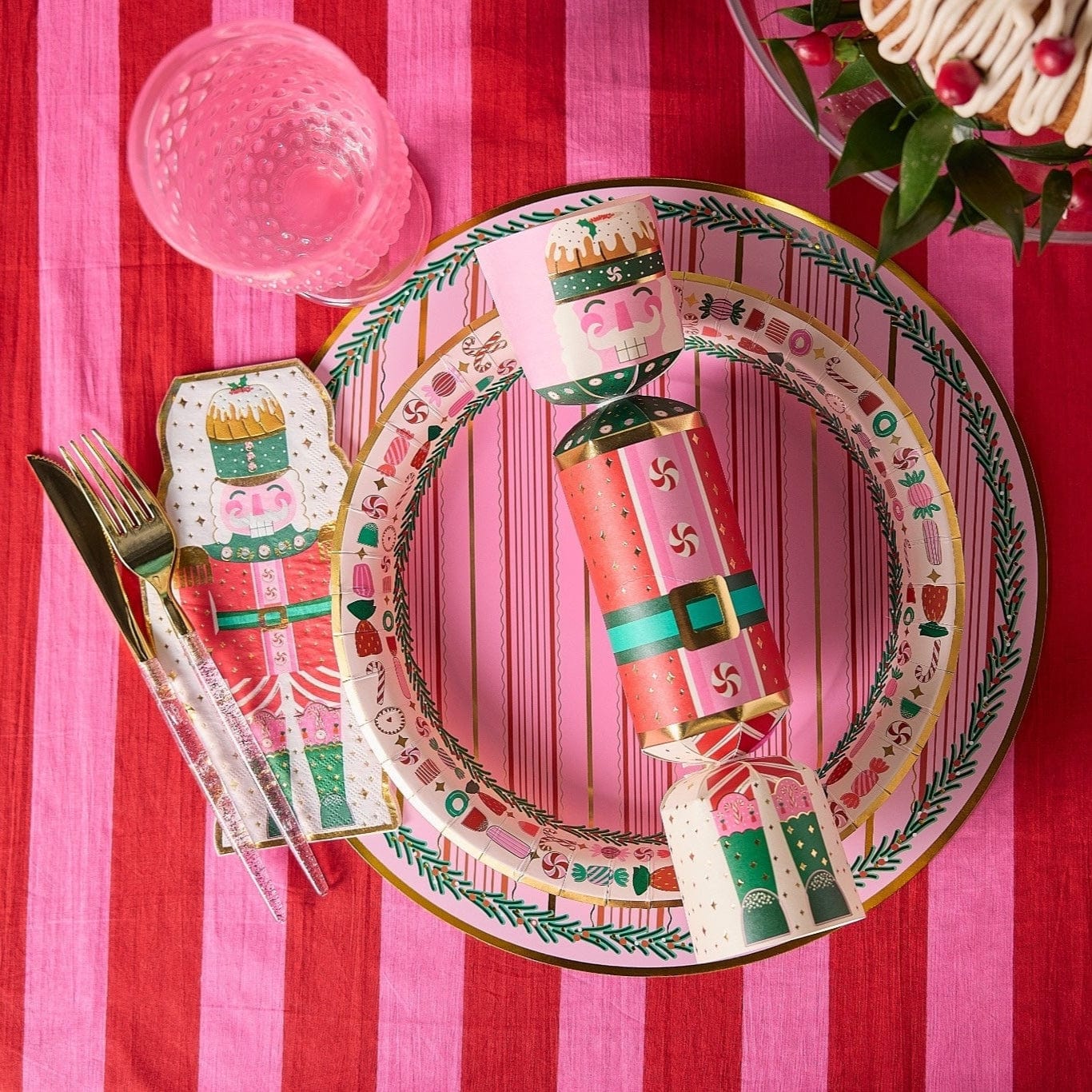 Whimsical Nutcracker Party Crackers for a Playful Table Whimsical Nutcracker Party Crackers for a Playful Table — Nutcracker Christmas Decor