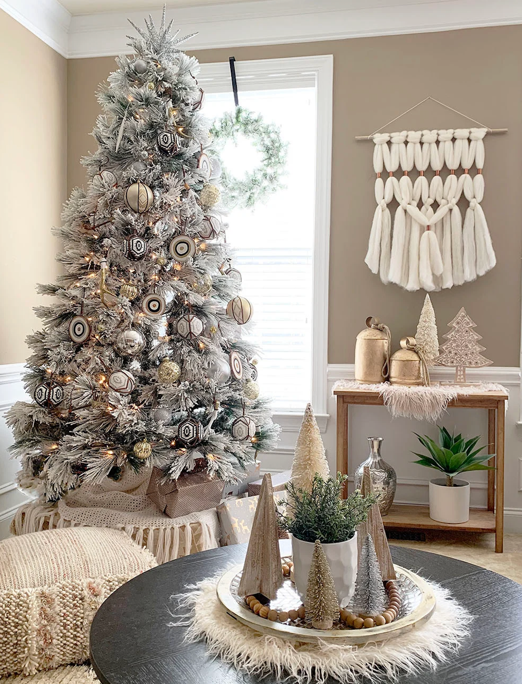 Christmas Tree Visual Idea — Boho Christmas Decor