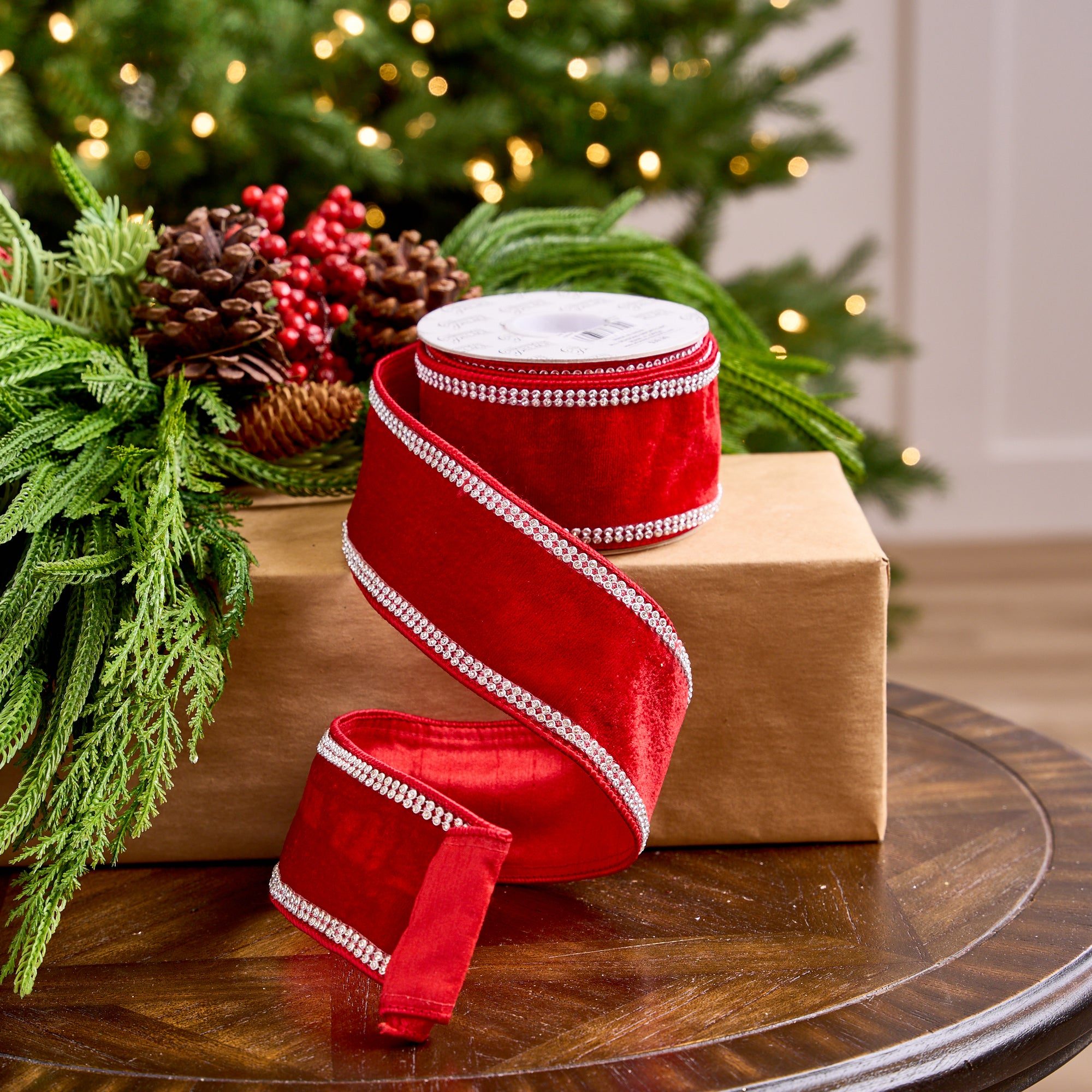 Velvet Ribbon with Crystal Trim Vignette Velvet Ribbon with Crystal Trim Vignette — Christmas Tree Ribbon