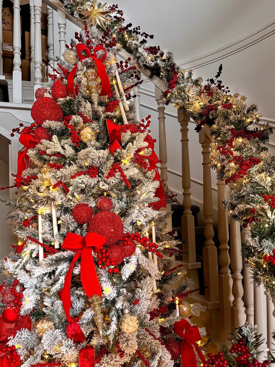 Dramatic Red and White Christmas Tree and Staircase Garland — Elegant Christmas Decor