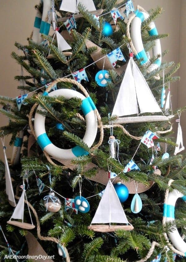 Nautical Christmas Tree with Rope and Wood Accents Nautical Christmas Tree with Rope and Wood Accents — Coastal Christmas Decor