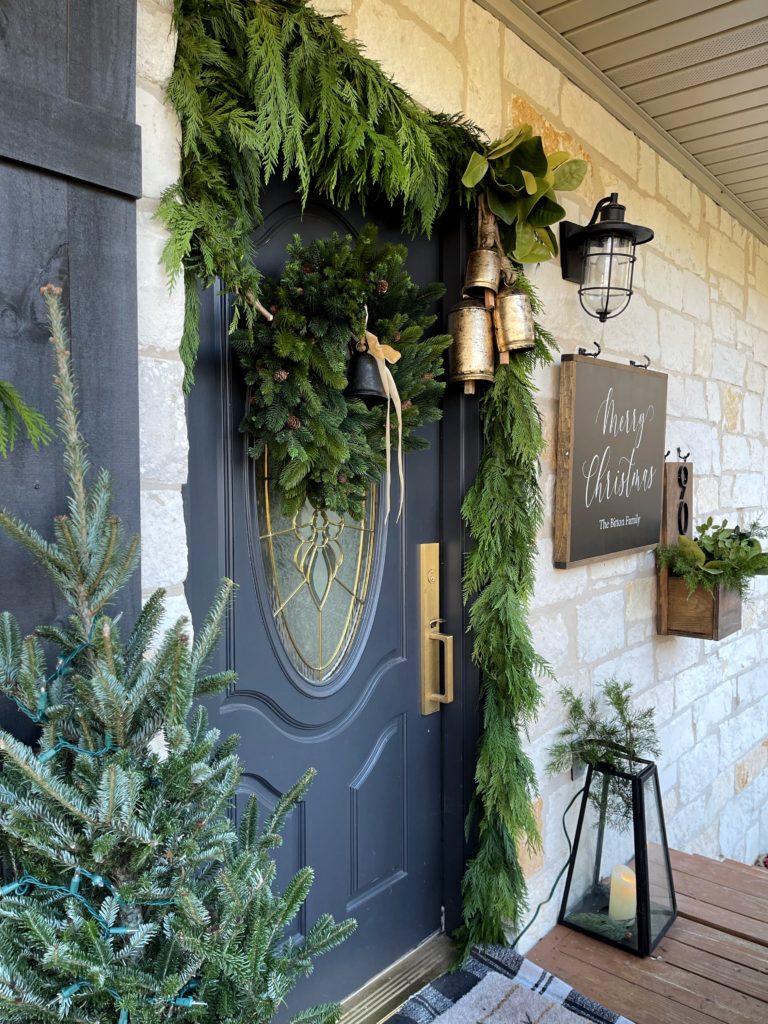 Modern Rustic Visual Idea Modern Rustic Visual Idea — Christmas Front Door Decor