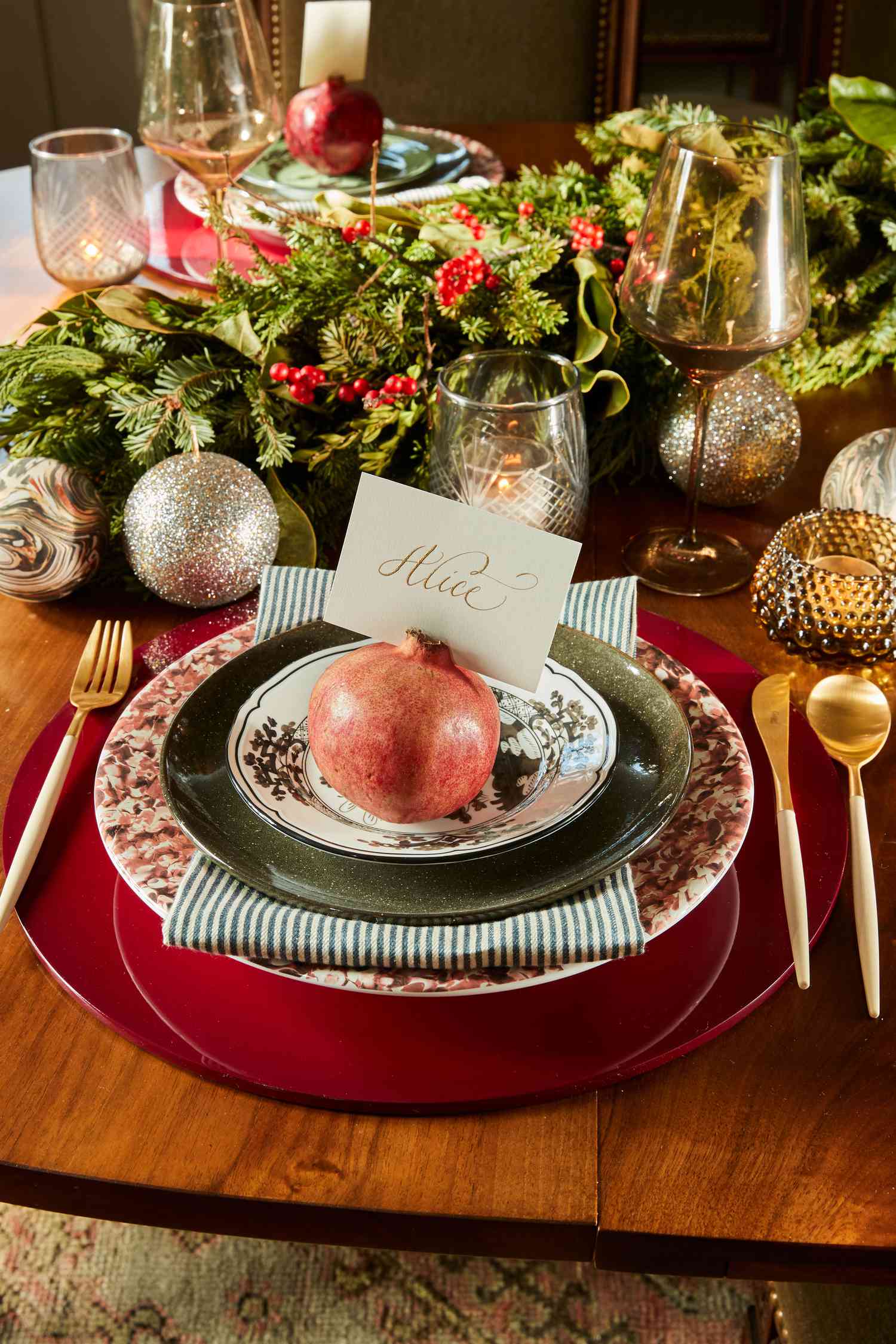 Natural Festive Visual Idea — Christmas Table Setting