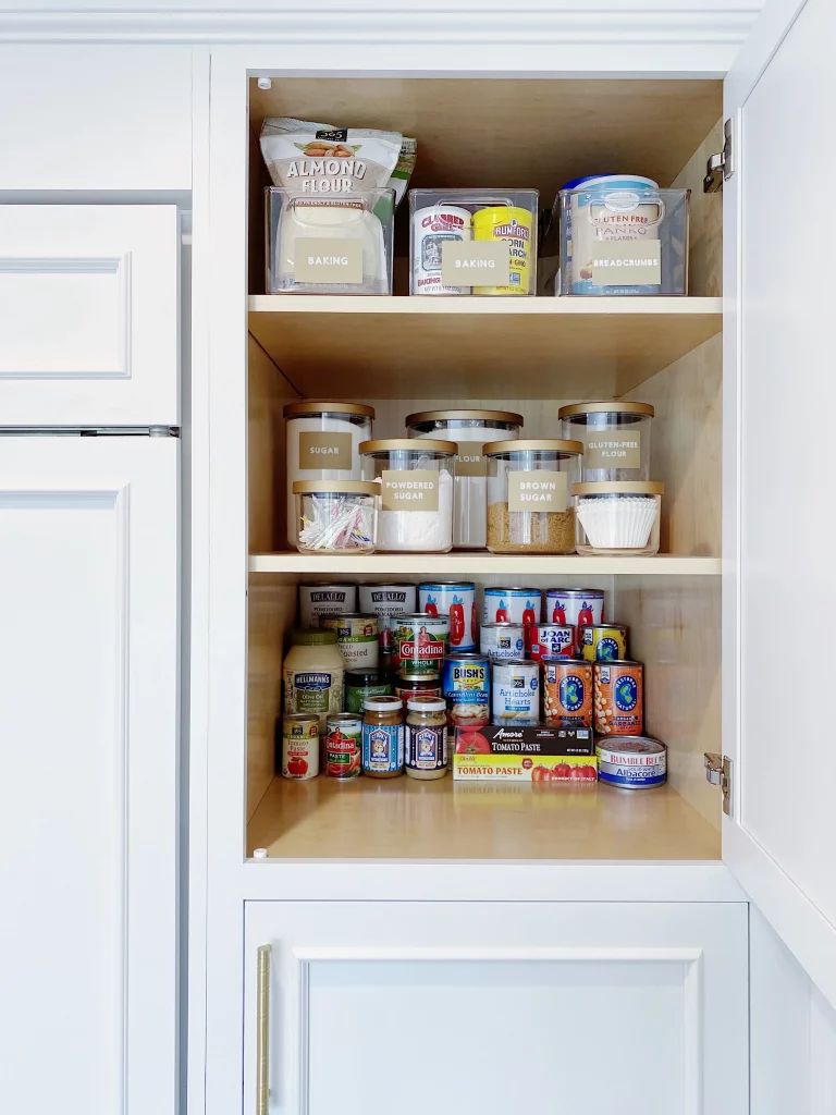 46 Modern Pantry Organization Ideas For Small Kitchens