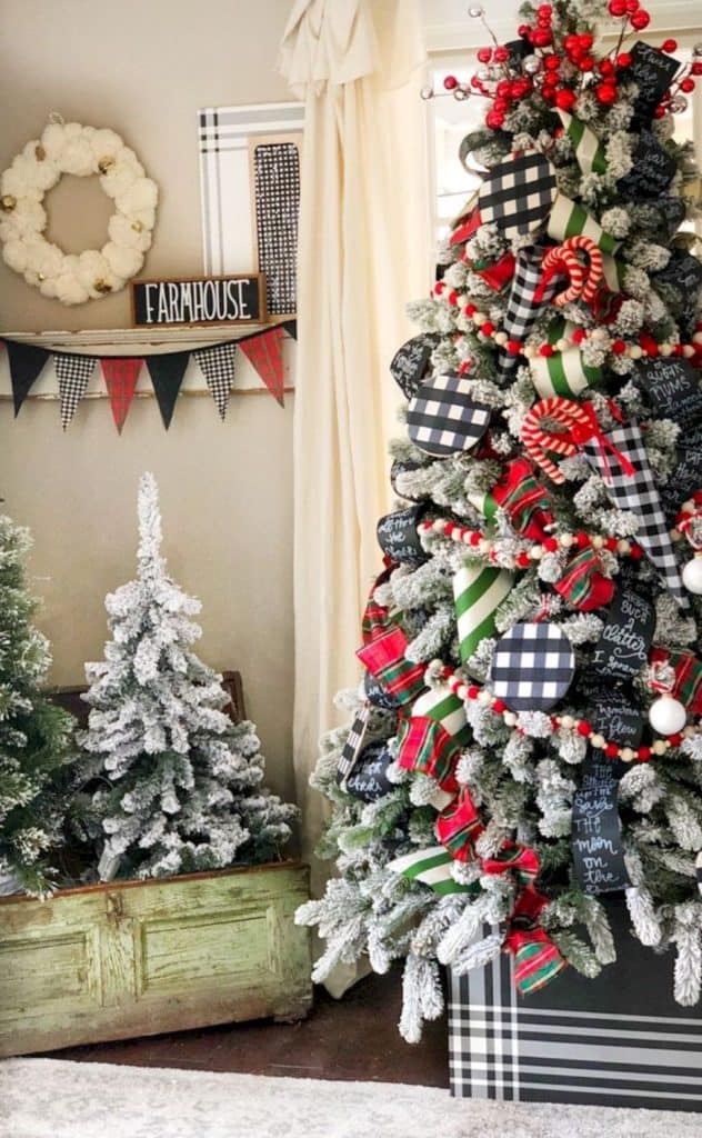 Bold Buffalo Check Ribbon on Farmhouse Tree Bold Buffalo Check Ribbon on Farmhouse Tree — Farmhouse Christmas Tree