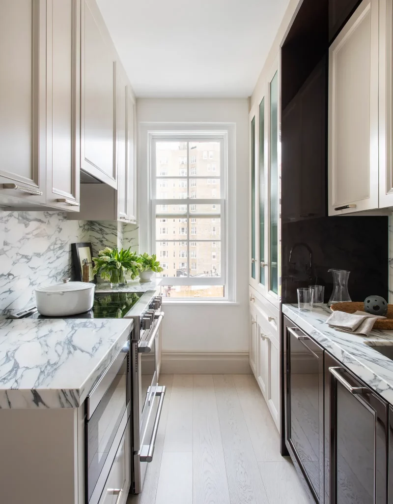 42 Modern Small Kitchen Design Ideas For Maximizing Space