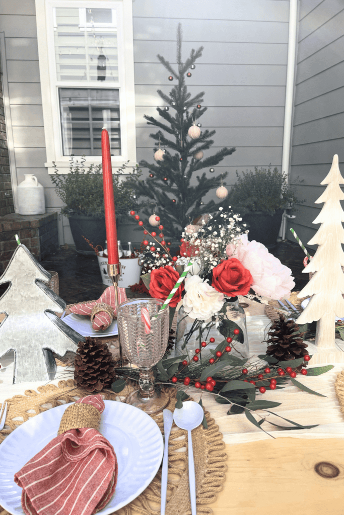 Outdoor Patio Table with Miniature Christmas Tree and Natural Elements — Christmas Party Decor