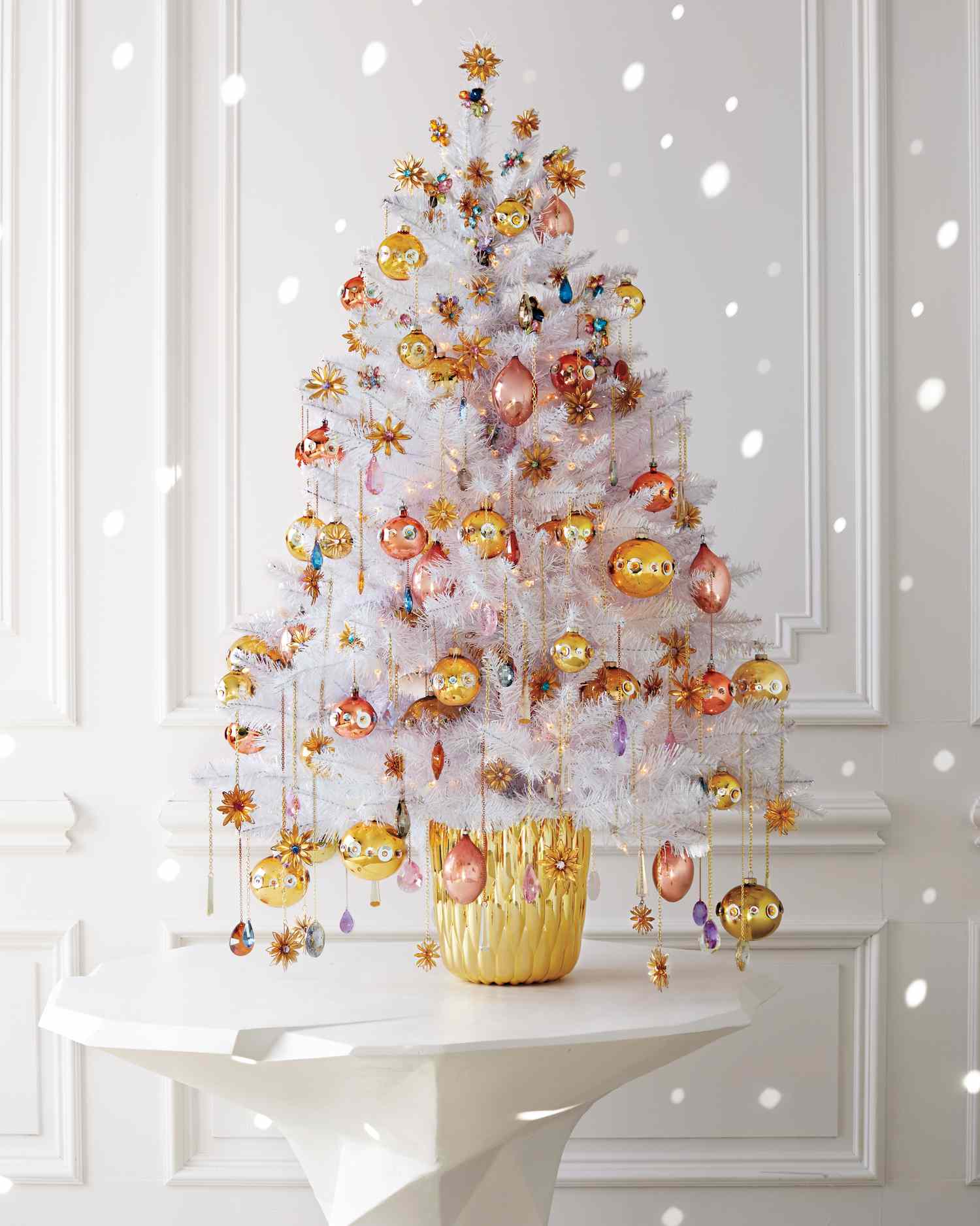 Glamorous White Christmas Tree with Gold and Jewel-Toned Ornaments — White Christmas Tree Decor