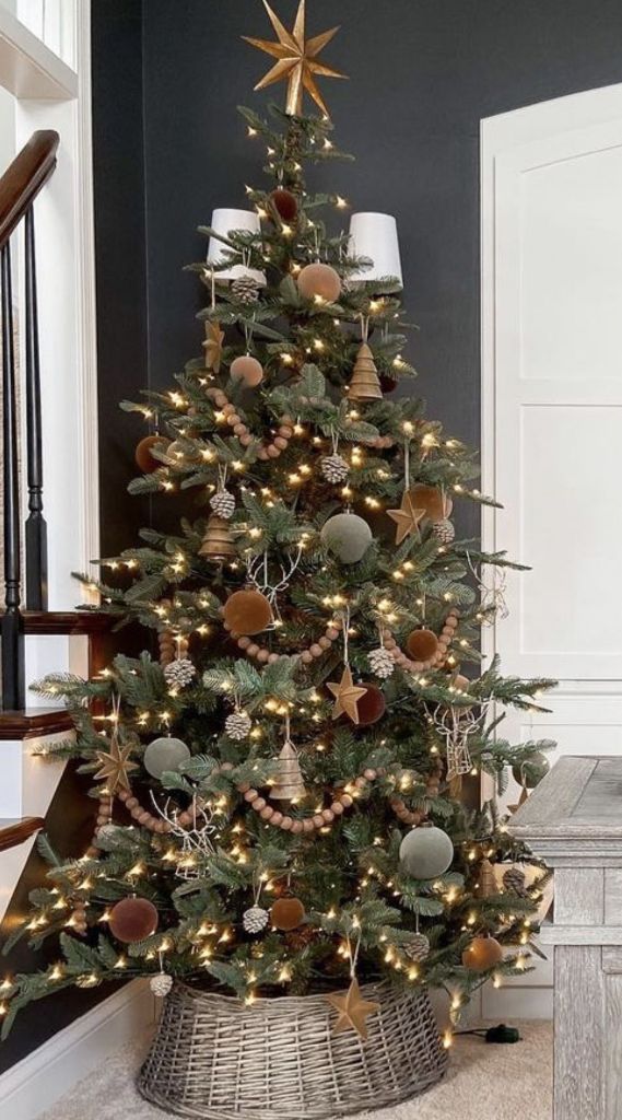 Rustic Living Room with Sage Green and Pinecone Ornaments Rustic Living Room with Sage Green and Pinecone Ornaments — Sage Green Christmas Decor