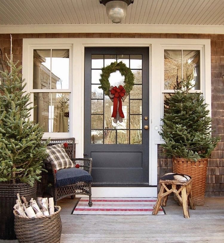Symmetrical Entrance with Large Wreath and Wicker Planters — Farmhouse Christmas Porch