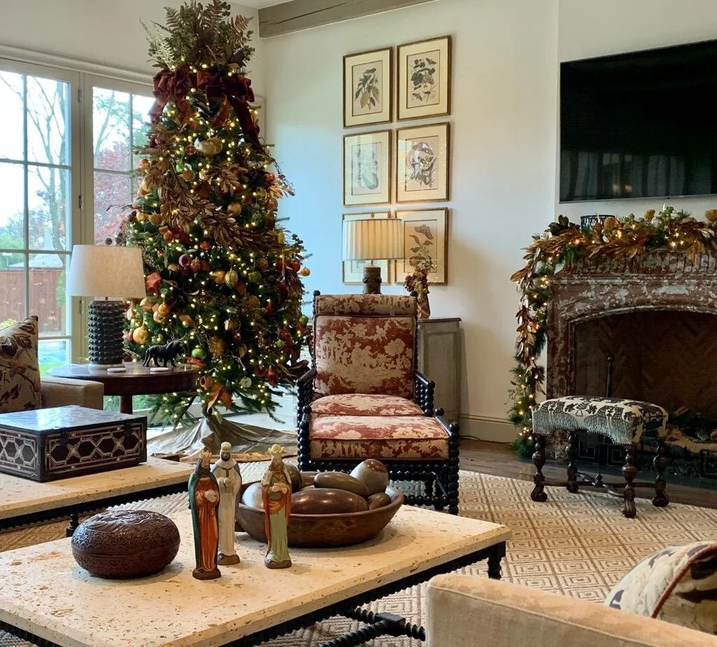 Tree In Corner Fireplace To The Right Elegant Traditional Christmas Tree and Fireplace Mantel in a Living Room — Traditional 