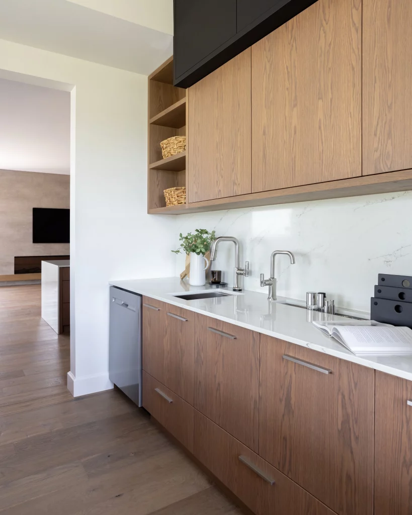 34 Minimalist White Oak Kitchen Ideas for a Warm and Modern Home