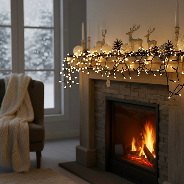 Fairy Lights on Fireplace Mantel with Garland Fairy Lights on Fireplace Mantel with Garland — Christmas Fairy Lights Living Room