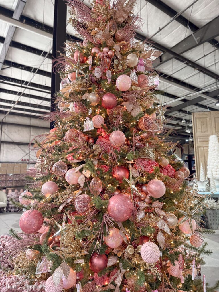 Glamorous Pink and Gold Ornamented Tree Glamorous Pink and Gold Ornamented Tree — Christmas Tree Trends 2026