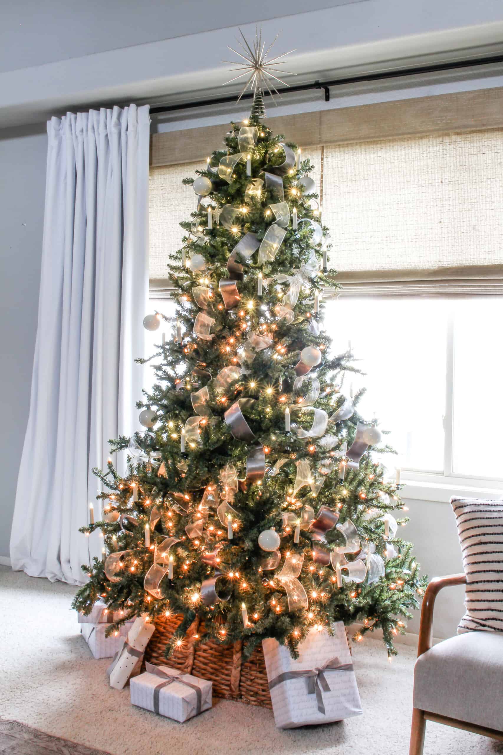 Traditional Tree with Gold Ribbons and Basket Base — Elegant Christmas Tree