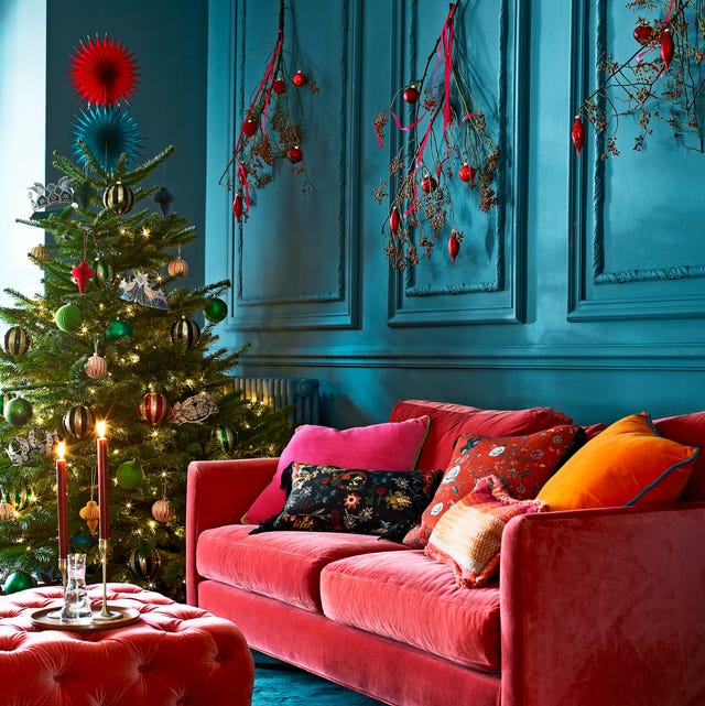 Eclectic Living Room with Bold Red Velvet Sofa and Teal Walls Eclectic Living Room with Bold Red Velvet Sofa and Teal Walls — Christmas Living Room Decor