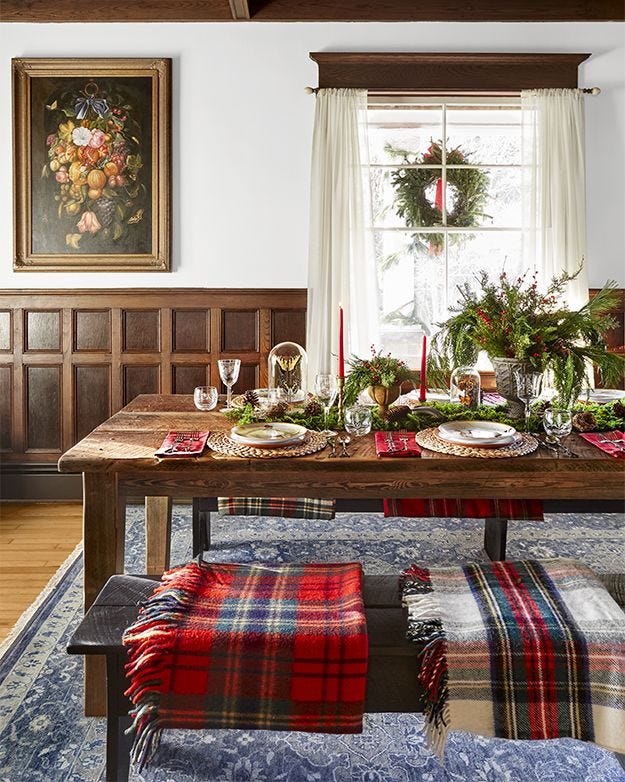 Farmhouse Christmas Table with Rustic Wood and Tartan — Christmas Table Setting