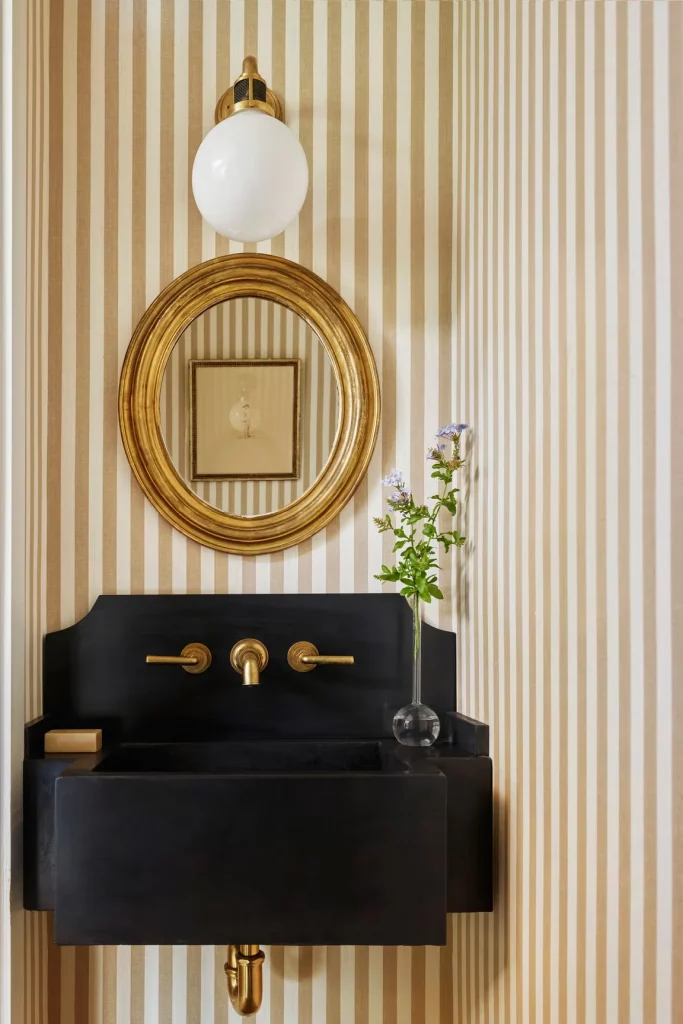 45 Elegant Small Bathroom Design Ideas For Modern Homes