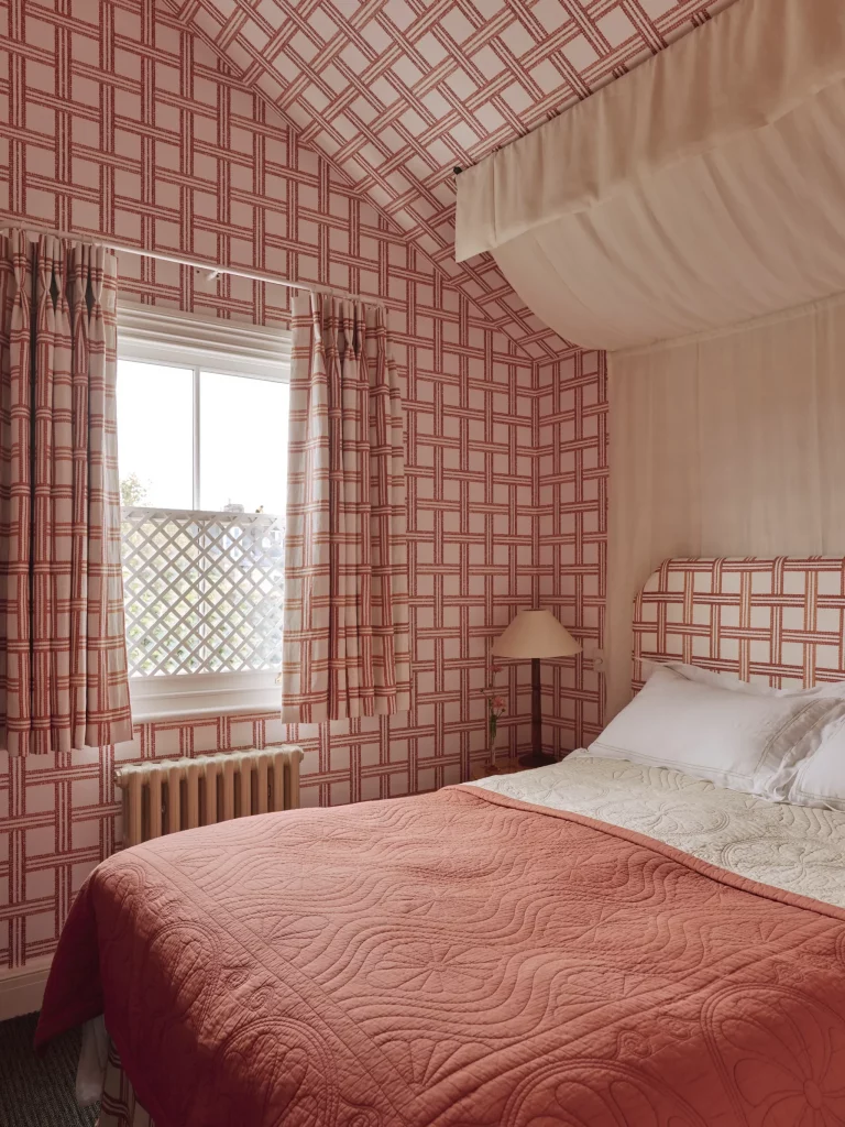 43 Small Bedroom Organization And Decor Ideas for a Stylish Space