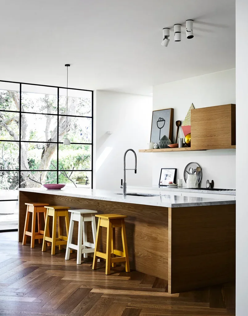 39 Stylish Modern Kitchen Ideas with Decorative Open Shelving
