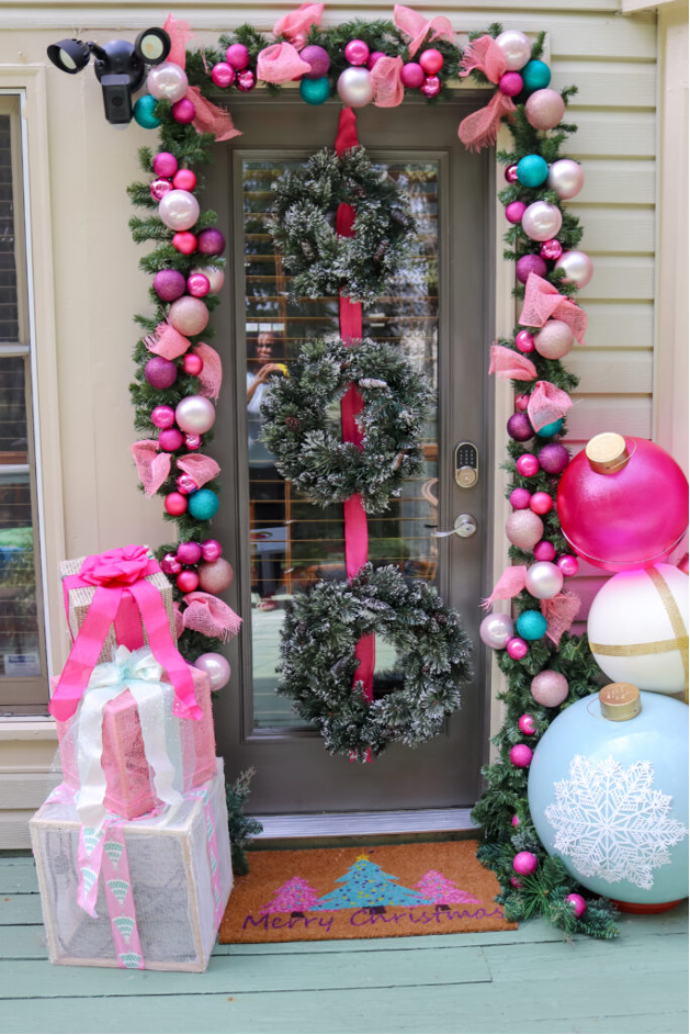 Vibrant Pink and Teal Door with Oversized Ornaments Vibrant Pink and Teal Door with Oversized Ornaments — Christmas Front Door Decor