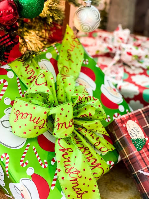 Playful Santa and Candy Cane Motifs with Glittery Bows — Christmas Gift Wrapping