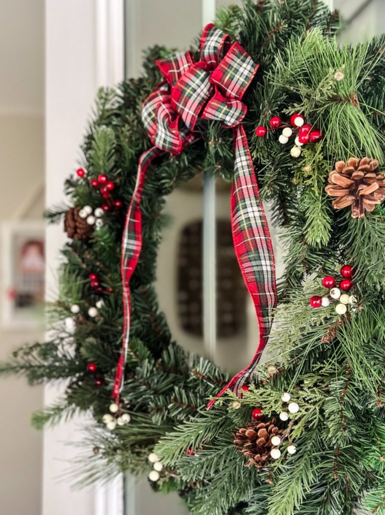 Close-up Texture of a Traditional Wreath — Christmas Wreath