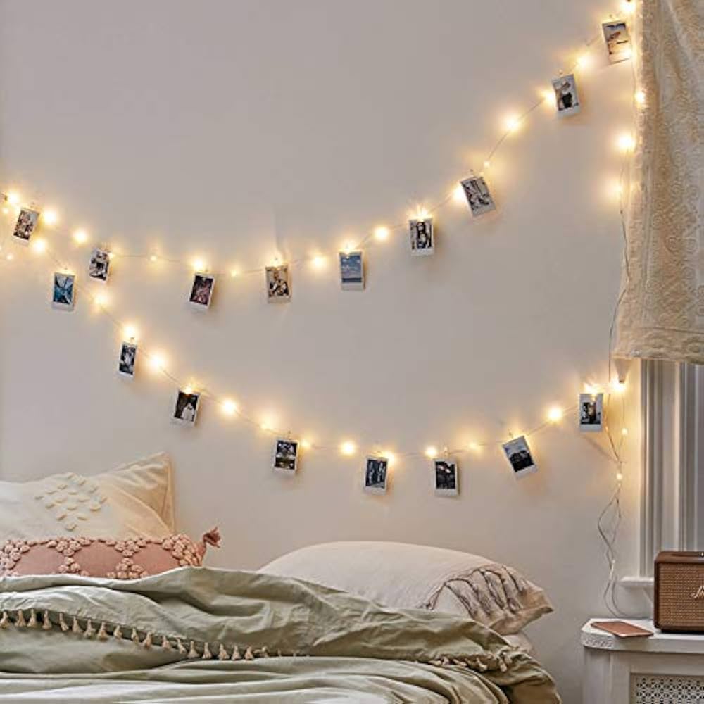 Fairy Lights Wall Display with Clipped Photos Fairy Lights Wall Display with Clipped Photos — Christmas Fairy Lights Living Room