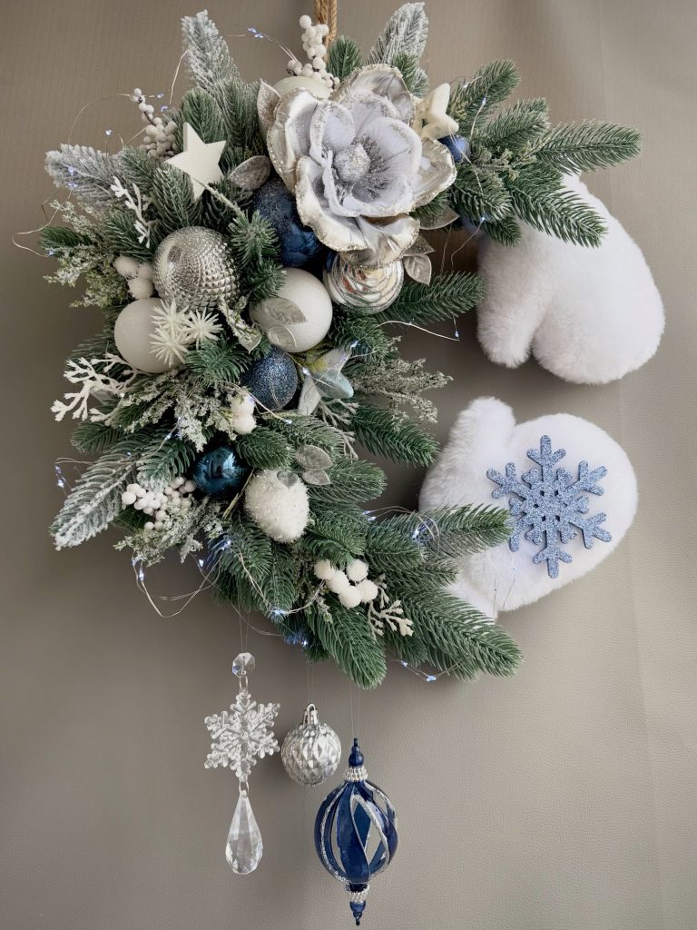 26 Easy DIY Christmas Home Decorations to Make in 2026