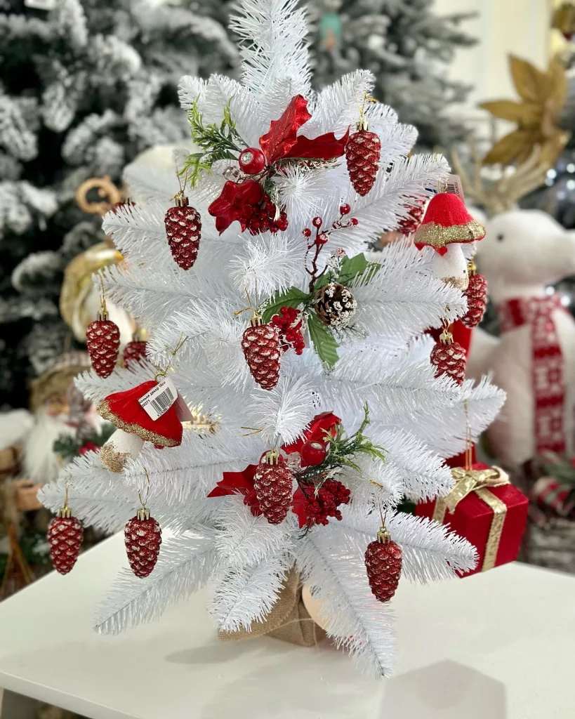 28 Small Christmas Trees for Stylish Holiday Decorating