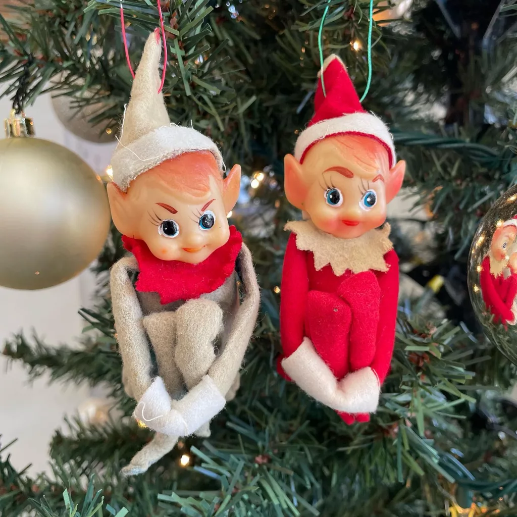 29 Magical Christmas Storybook Figurines Decor Ideas