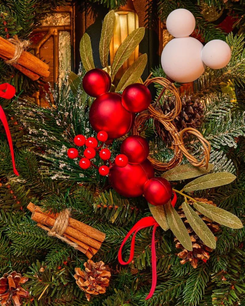 30 Enchanting Christmas Decorations with Beloved Fairytale Characters
