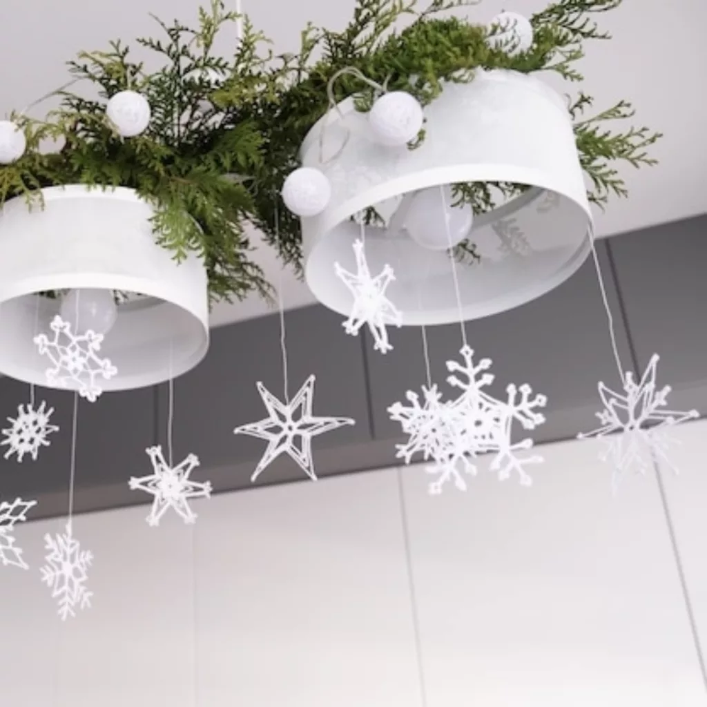 32 Christmas Snowflake Decor Ideas to Make Your Home Feel Magical