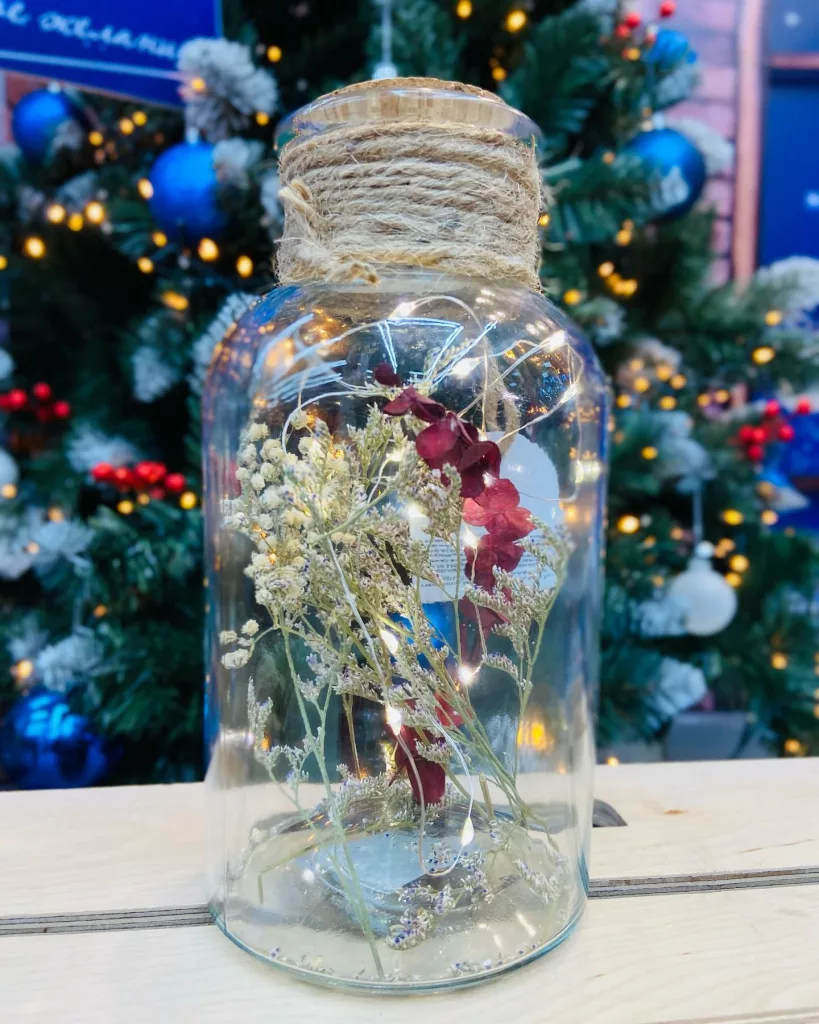 25 Easy Christmas Decorating Ideas to Make Your Home Feel Cozy