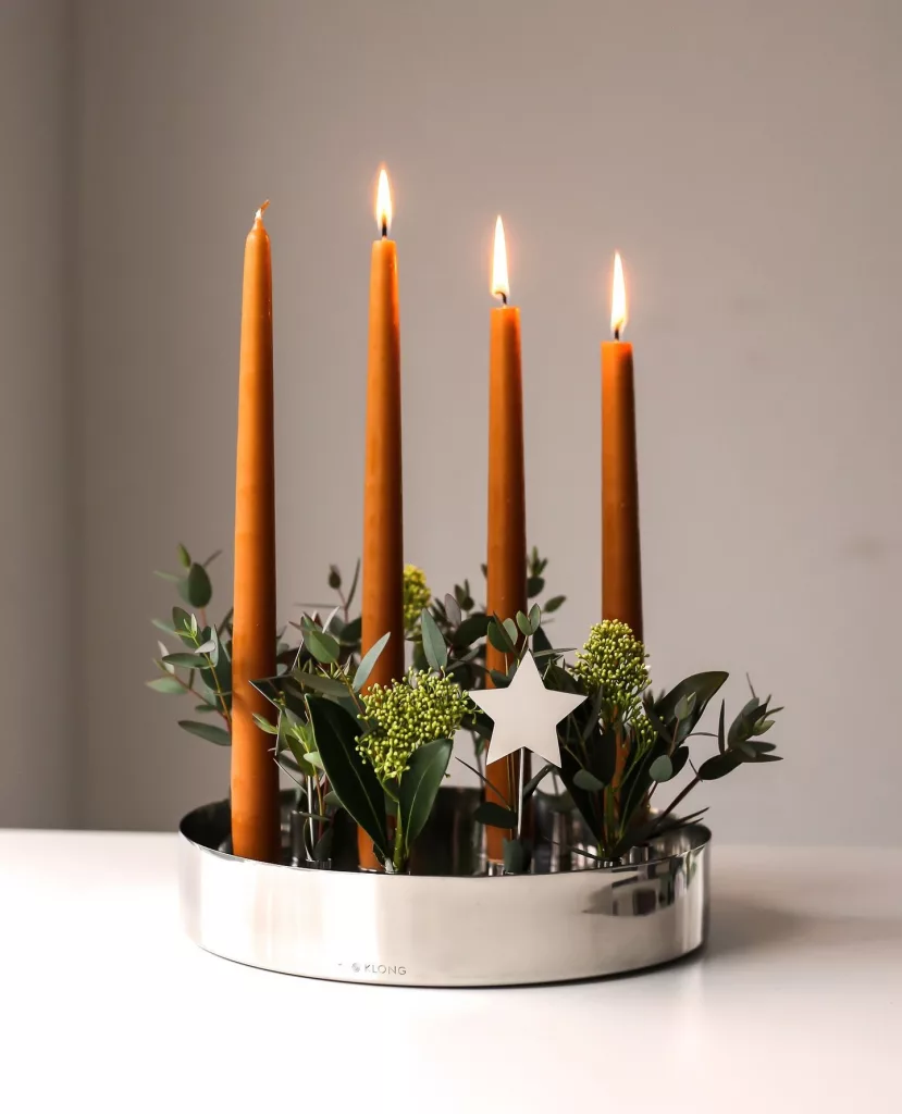 25 Creative Christmas Candles to Make Your Home Feel Festive
