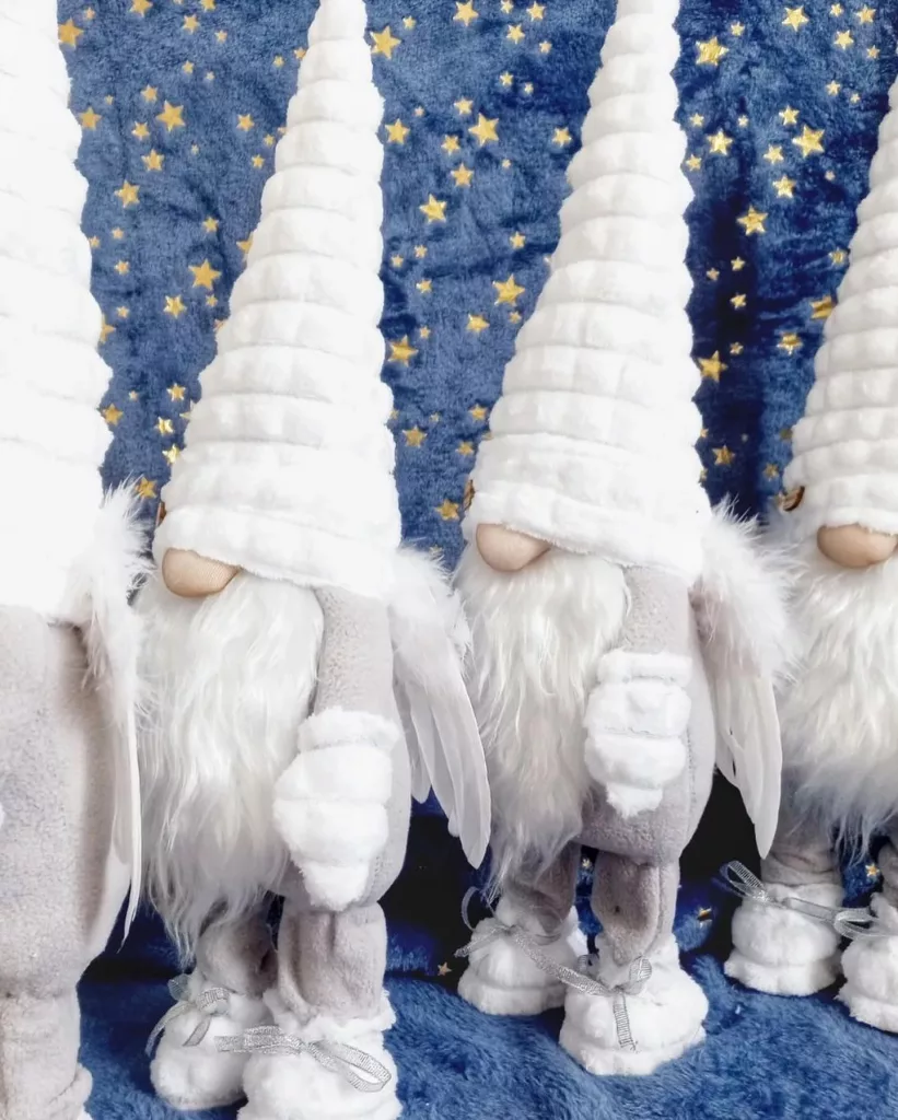 27 Beautiful White Christmas Decorating Ideas for a Cozy and Timeless Holiday Look