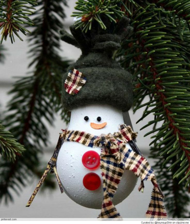23 Creative DIY Christmas Decorations to Make Your Home Feel Magical
