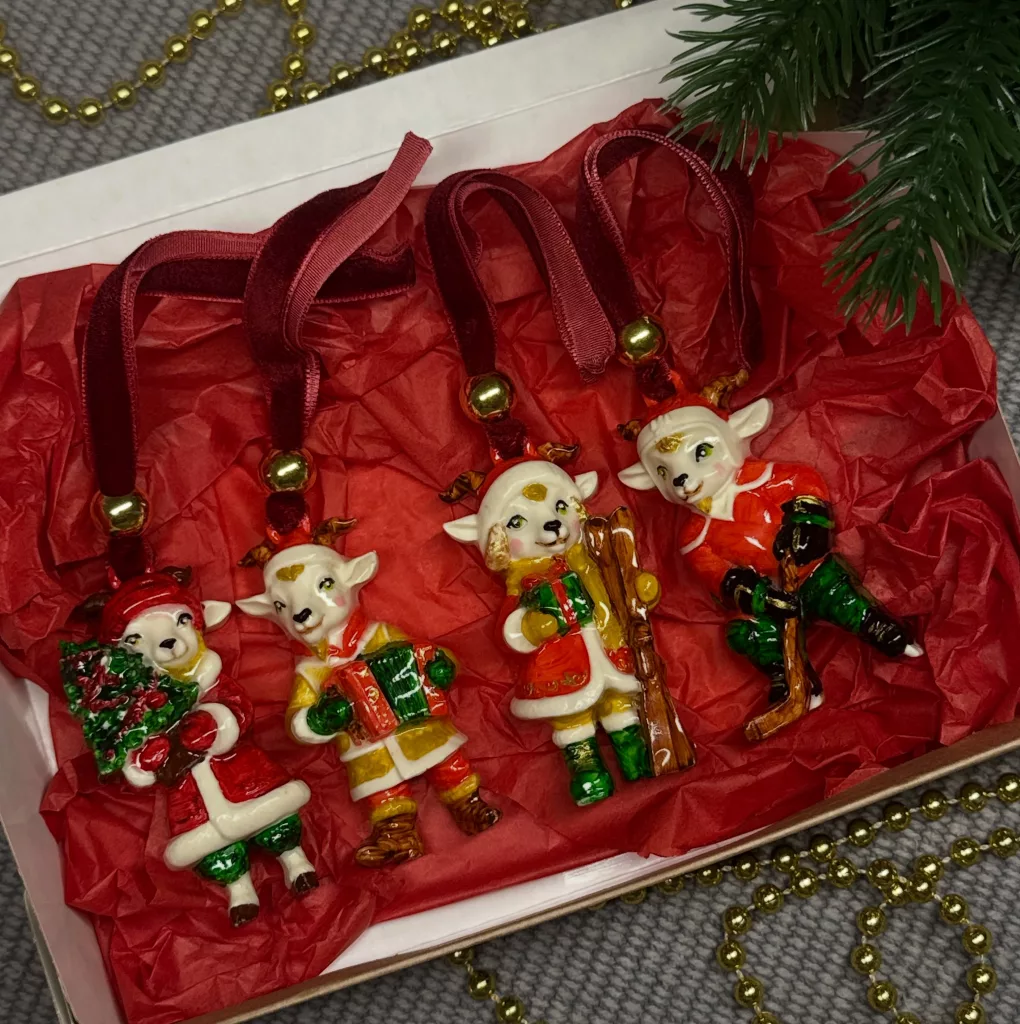 27 Creative Christmas Goat Decor Ideas for a Unique Tree