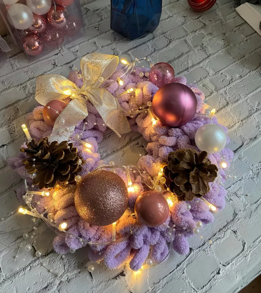 30 Unique Christmas Wreath Ideas for a Creative Holiday Decoration