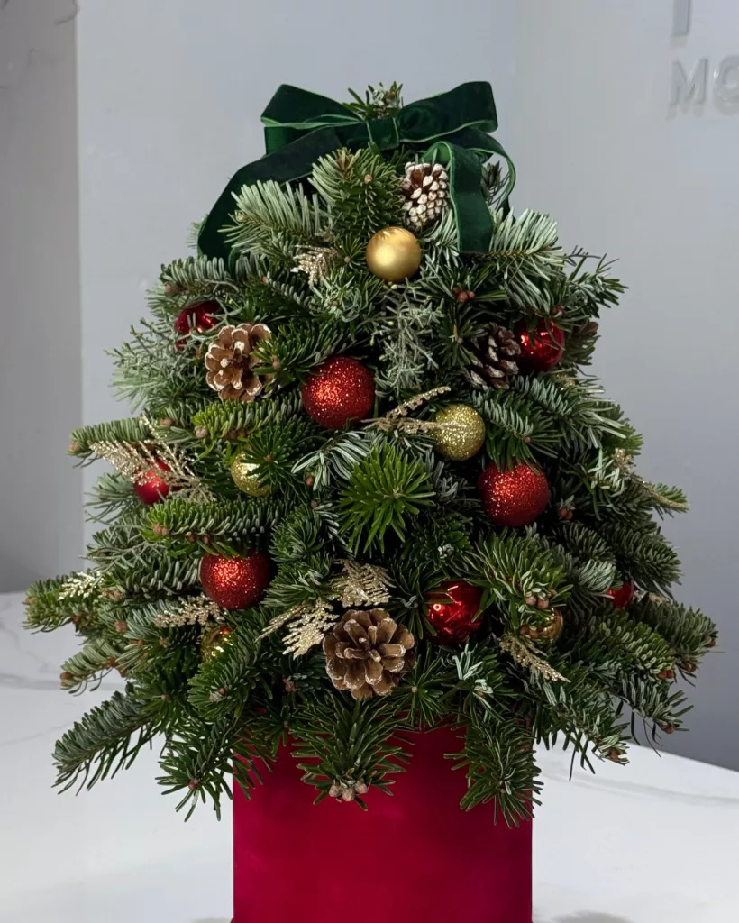 28 Small Christmas Trees for Stylish Holiday Decorating