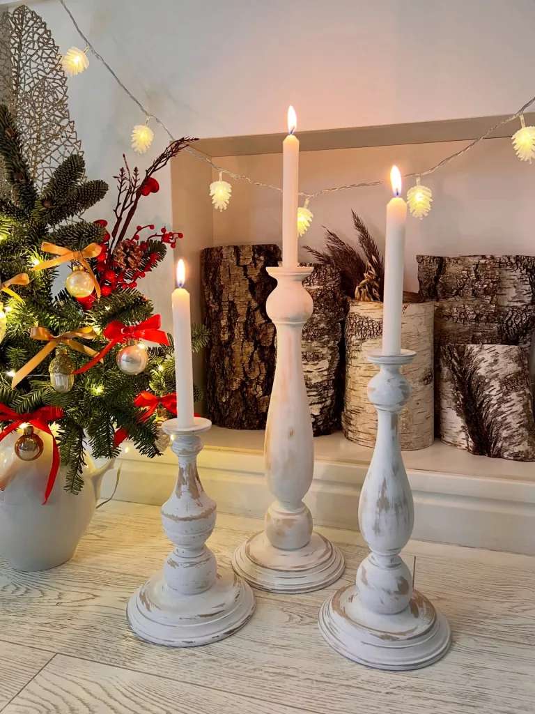 25 Creative Christmas Candles to Make Your Home Feel Festive