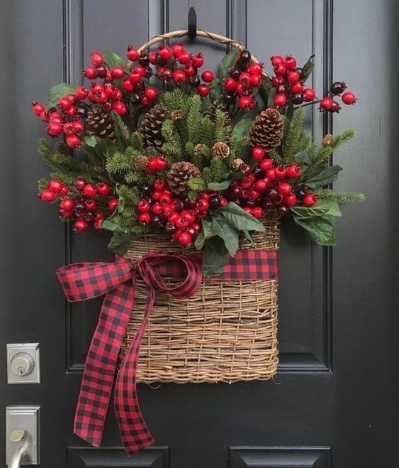 29 Christmas Decor Arrangements for a Beautiful Home in 2026