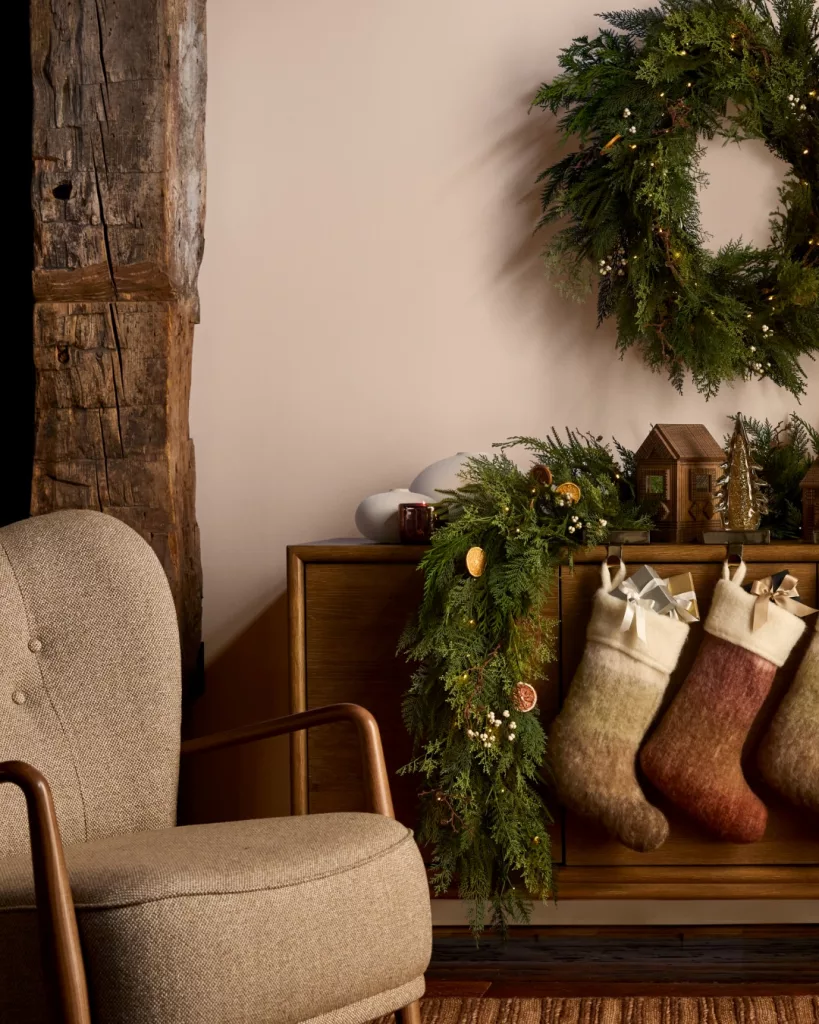 30 Modern Western Christmas Decor Ideas for a Magical Holiday Home