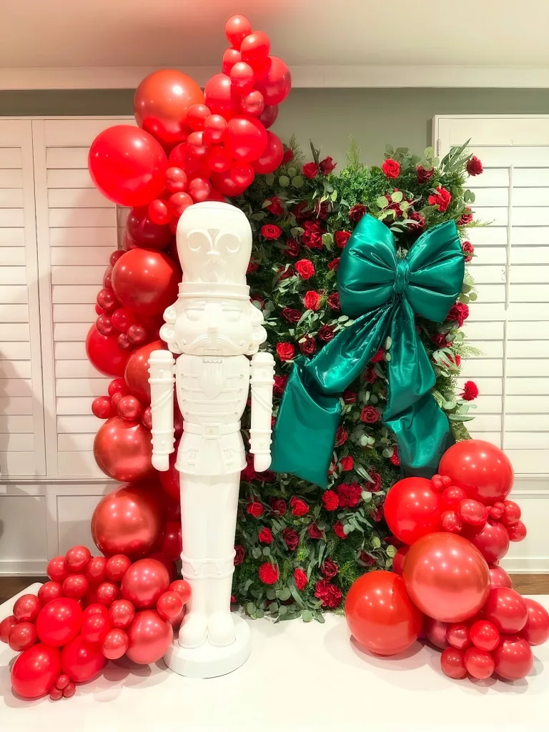 26 Christmas Party Decor Ideas for a Festive and Magical Celebration
