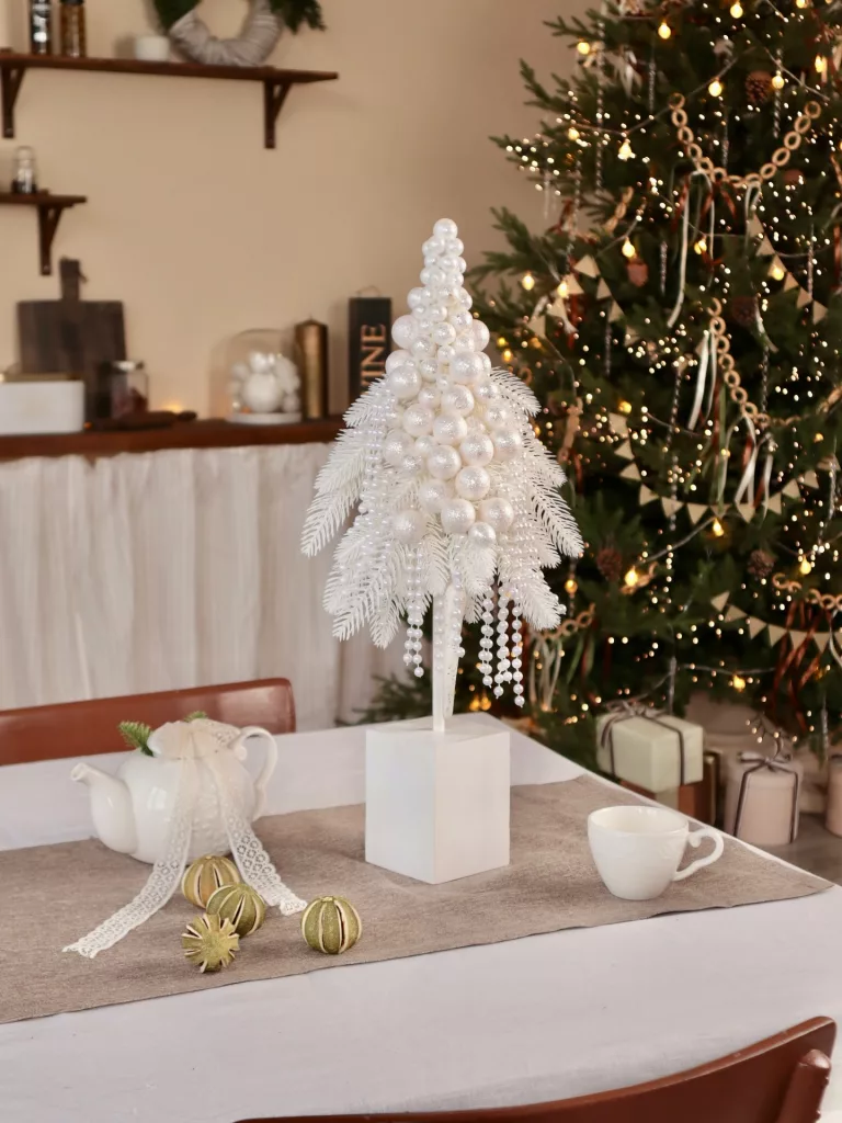 28 Small Christmas Trees for Stylish Holiday Decorating