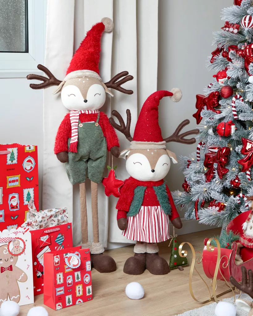 29 Magical Christmas Storybook Figurines Decor Ideas