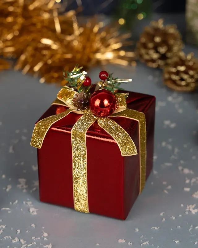 35 Traditional Red Christmas Decor Ideas for a Warm and Cozy Holiday