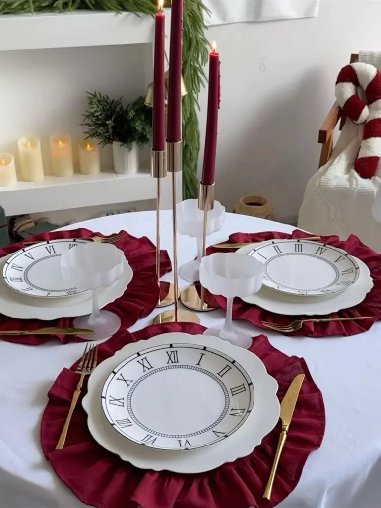 30 Christmas Table Decor Ideas for a Beautiful Holiday Dinner